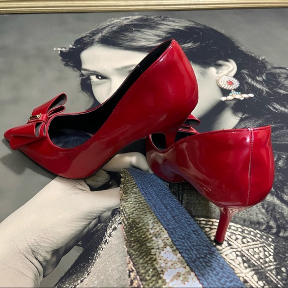 Sweet Bowtie Heels.size - 240.EUR-39.Measurement shown in the picture - Picture 6 of 16